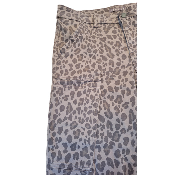 Level 99 Womens‎ Utility Jogger Pants Gray Leopard Print Size 30 - Picture 4 of 10